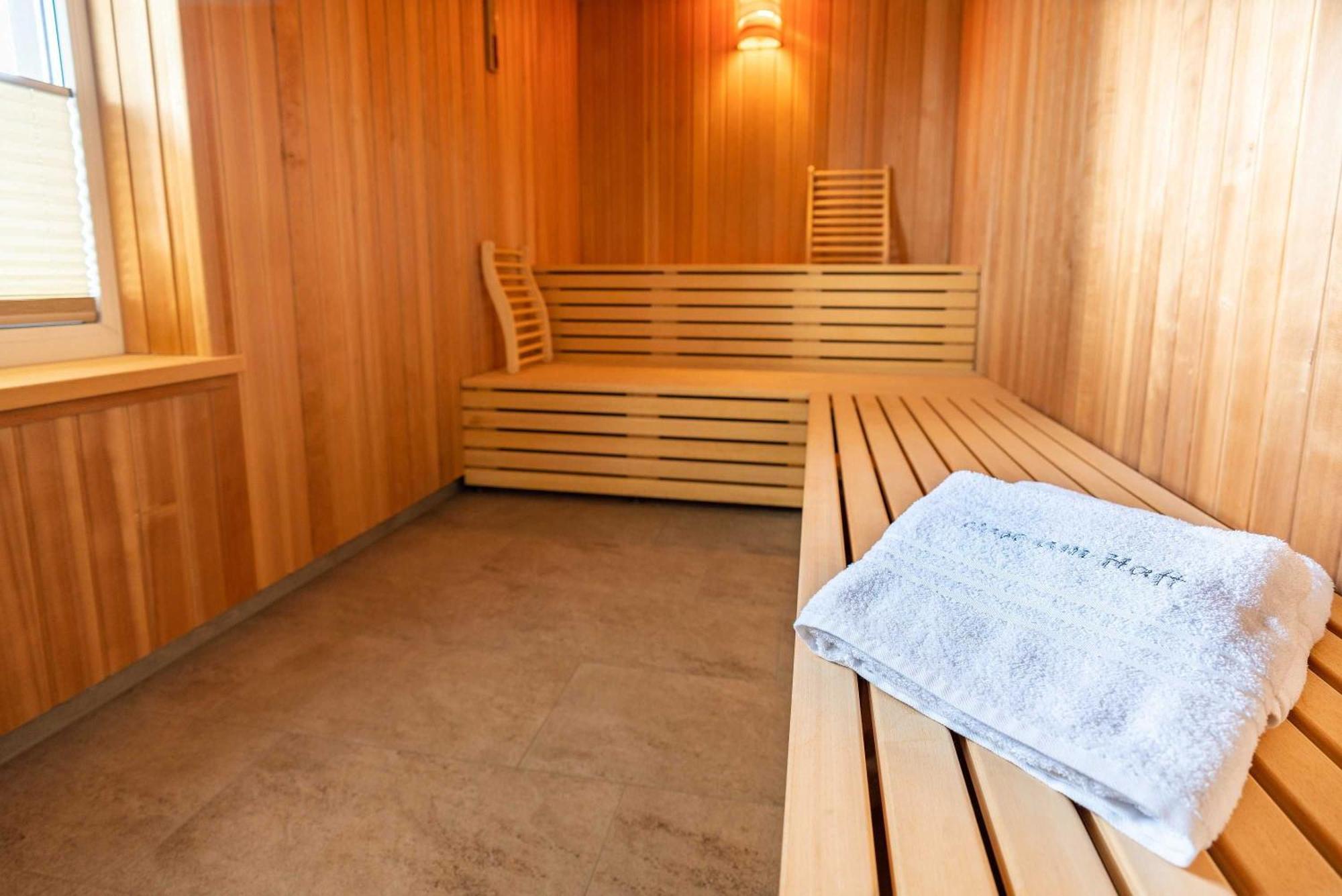 Terrassenwohnung "Inselhain" - Oase Am Haff Garz  Екстериор снимка